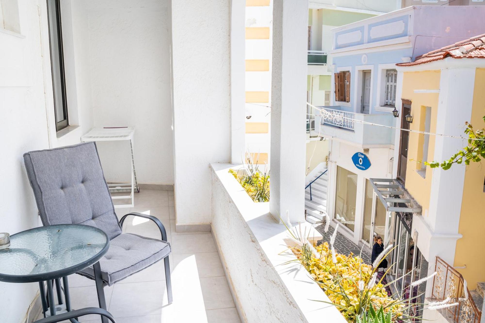 Mimis & Connie 1 Appartement Karpathos Buitenkant foto