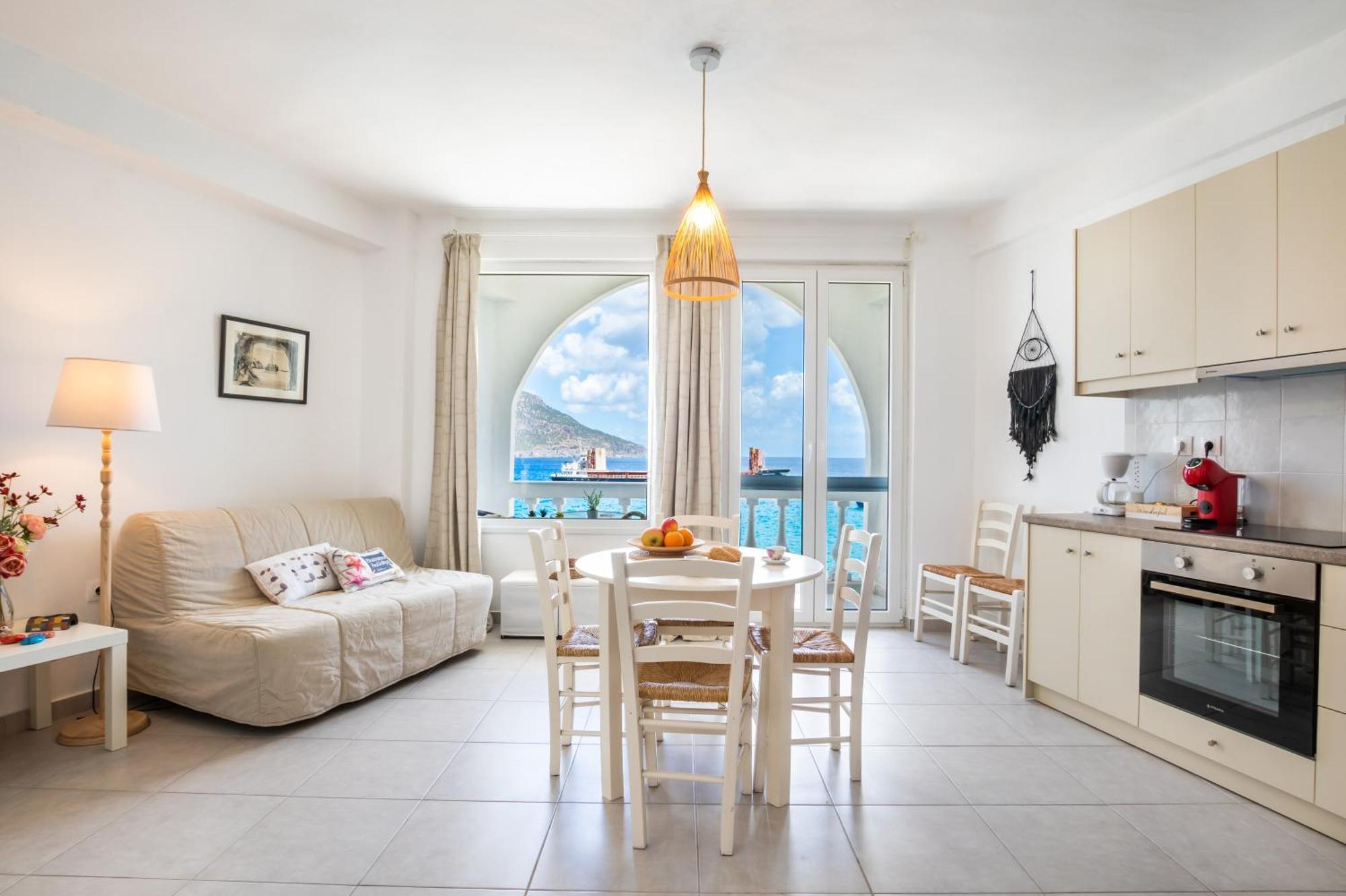 Mimis & Connie 1 Appartement Karpathos Buitenkant foto